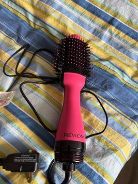 Revlon Revlon One-step Hair Dryer and Volumizer Hot Air Brush, Pink, 1 count